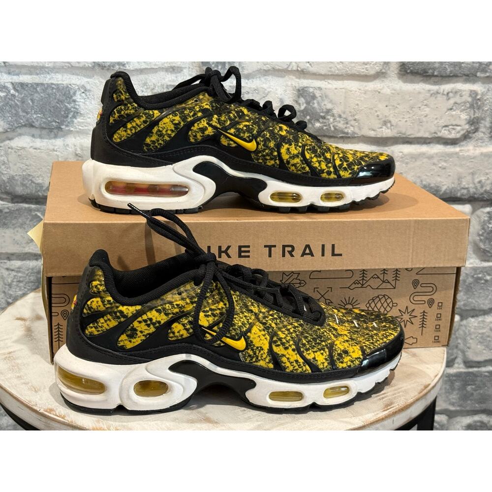 Nike Air Max Plus Yellow Snakeskin Size 7.5w CT1555-001